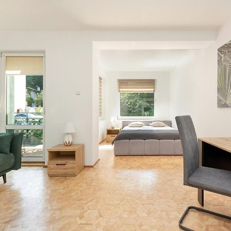 Bright & Spacious Family Apartment In Miedzyzdroje With Parking And 3 Balconies By Noclegi Renters Dış mekan fotoğraf