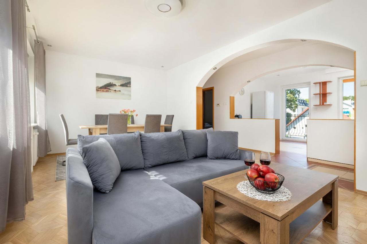 Bright & Spacious Family Apartment In Miedzyzdroje With Parking And 3 Balconies By Noclegi Renters Dış mekan fotoğraf
