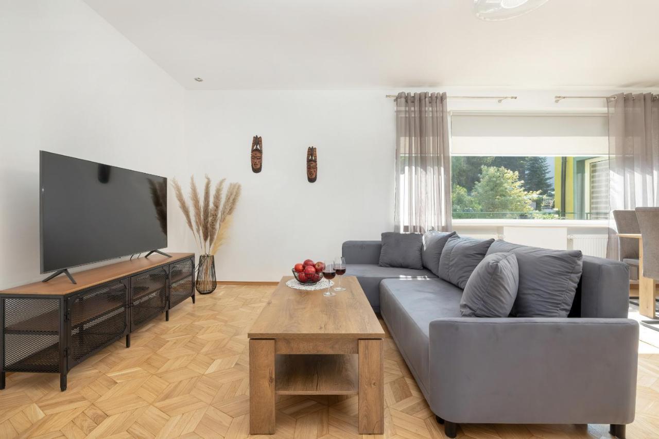 Bright & Spacious Family Apartment In Miedzyzdroje With Parking And 3 Balconies By Noclegi Renters Dış mekan fotoğraf